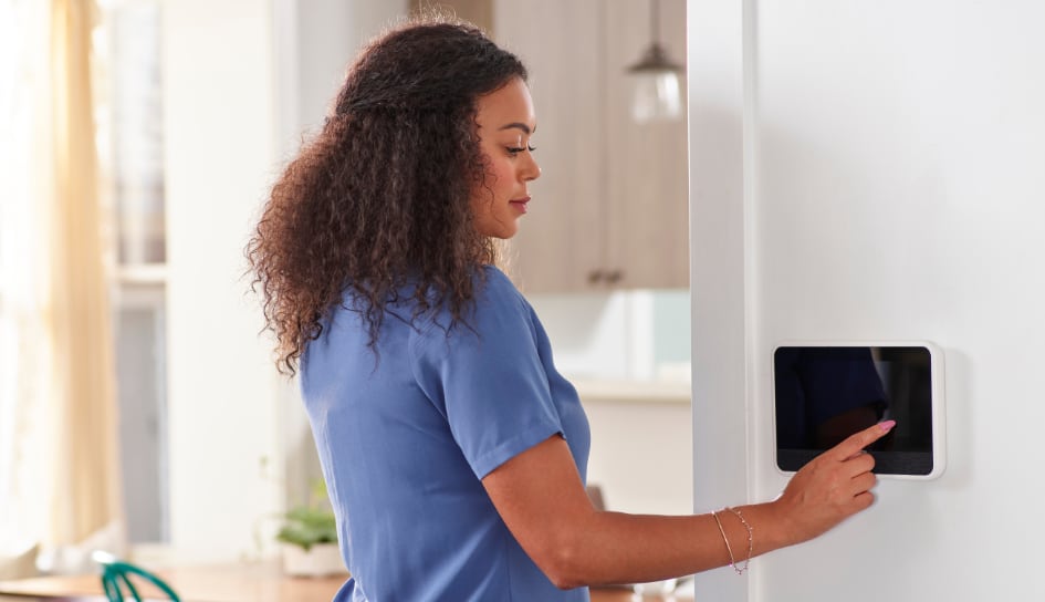Vivint smart hub in Lawrence]]