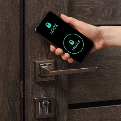 Lawrence vivint connected smart lock